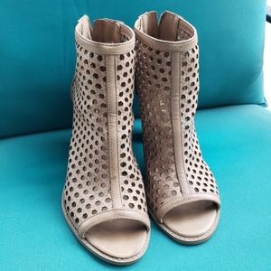 Boot wedge